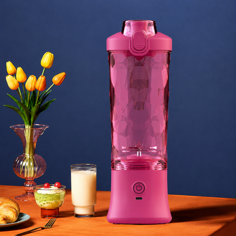 Portable Blender 600 ml USB-C Rechargeable 6-Blade Personal Smoothie and Shake Maker -Pink