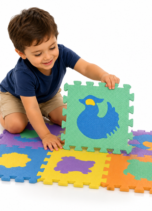10-Piece Interlocking Foam Play Mats with Removable Animal Inserts for Kids Soft Anti-Slip Floor Tiles