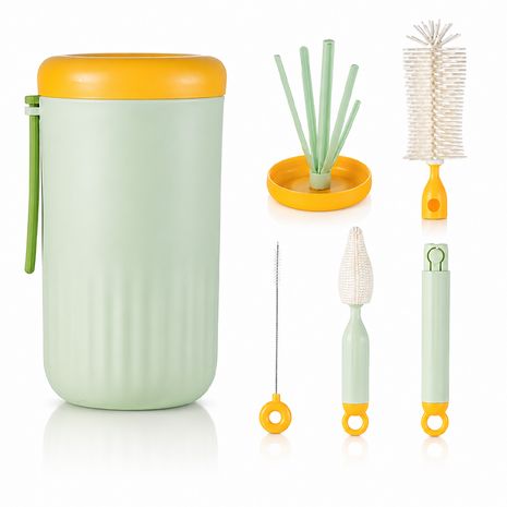 Portable Green Baby Bottle Cleaning Brush Set with Storage Bottle, ABS Plastic Straw & Nipple Cleaning Kit for Travel and Daily Use