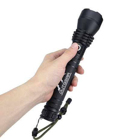 OutGear SuperBeam XL Flashlight – 2000 Lumens, Zoom Lens, 2x 2000mAh Batteries, Type-C Rechargeable, 300m Range, IP65 Water resistant