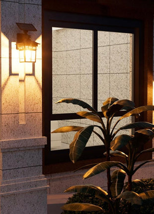 Solar-Powered Outdoor Wall Lamp LED Automatic Sensor Weather-Resistant Wall Mount
