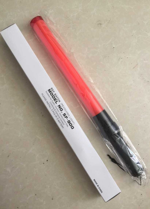 LED Baton 53.5cm – ABS Signal Wand with Flashing/Steady Modes – Magnetic Tail – Red