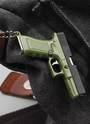 Mini Zinc Alloy Pistol Keychain  5.3 cm 20 g Charm