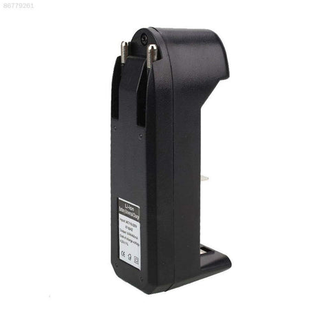 Universal Battery Charger 15x5x10 cm – Plastic – 2-Pin EU Plug