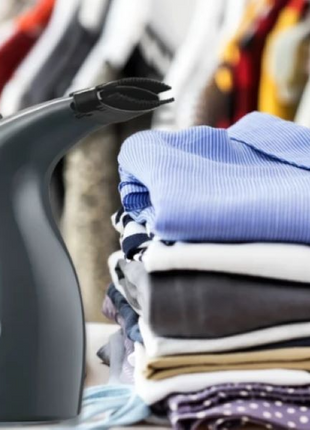 Handheld Grey Garment Steamer with 200mL Water Tank, Continuous Steam, Steam Flow, 1.8m Cord, ABS Plastic