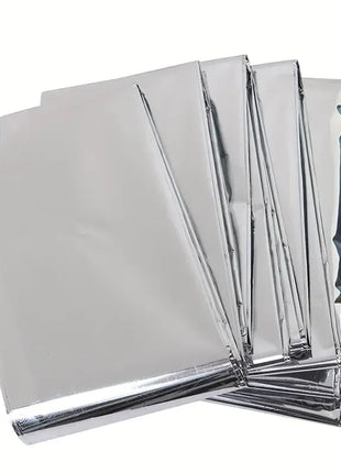 Emergency Thermal Blanket 130×210cm – Waterproof Mylar Survival Bag – Silver Reflective, Compact & Lightweight